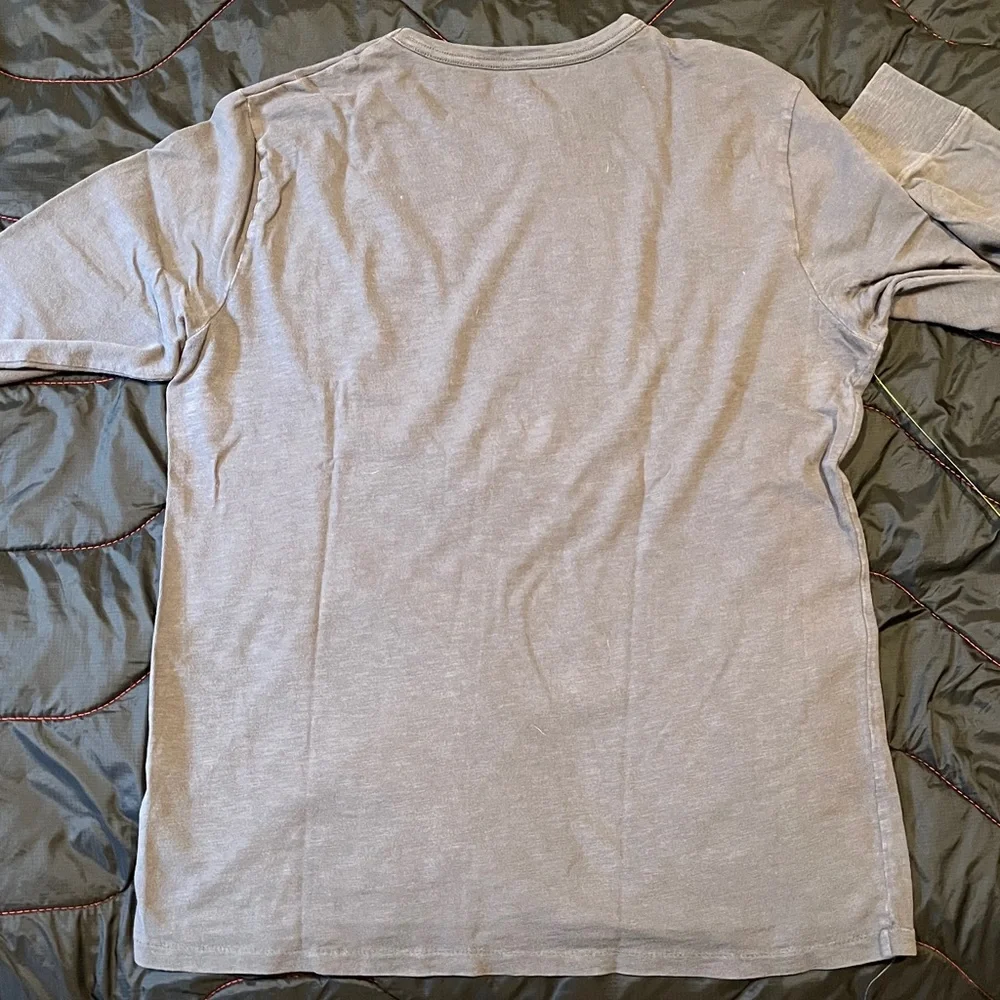 2 J.Crew Long Sleeve Tee Shirts Washed Navy & Washed Black - Picture 11 of 13